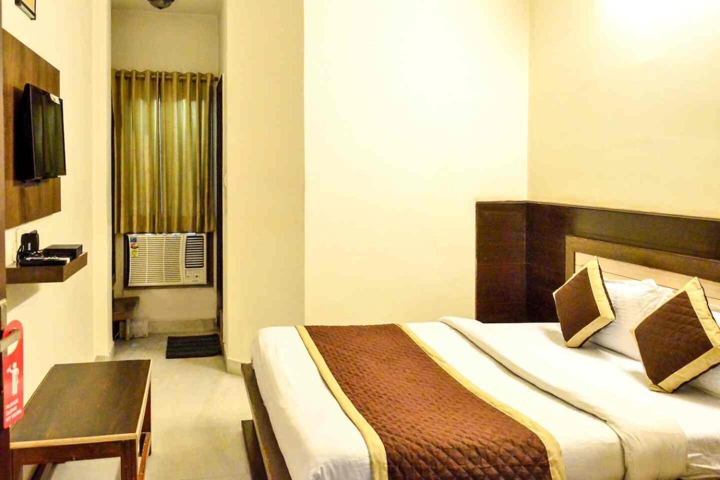S R Plaza At Delhi Airport Hotel New Delhi Exterior photo
